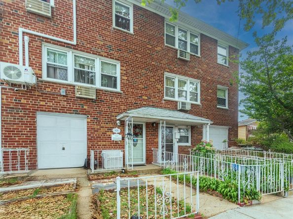 926 Vincent Avenue, Bronx NY 10465
