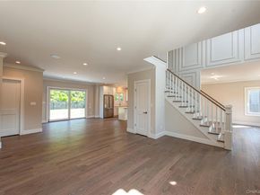 9 E Madison Street, East Islip NY 11730