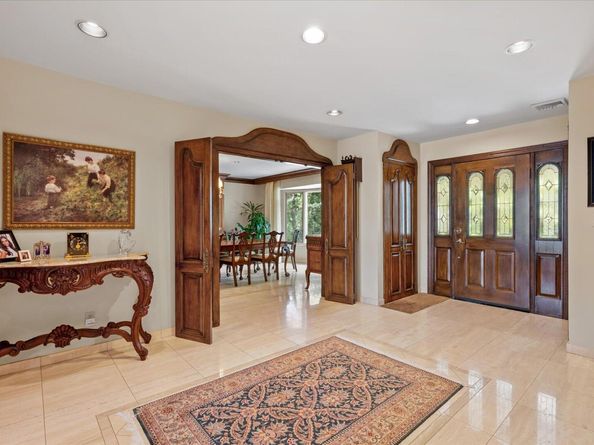 14 Pine Drive, Woodbury NY 11797
