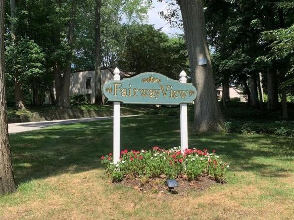 40 Cedar Lane N, Glen Head NY 11545