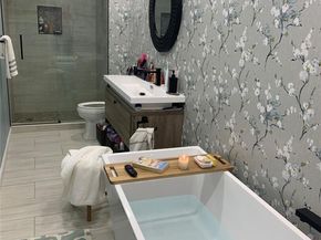 40 Cedar Lane N, Glen Head NY 11545