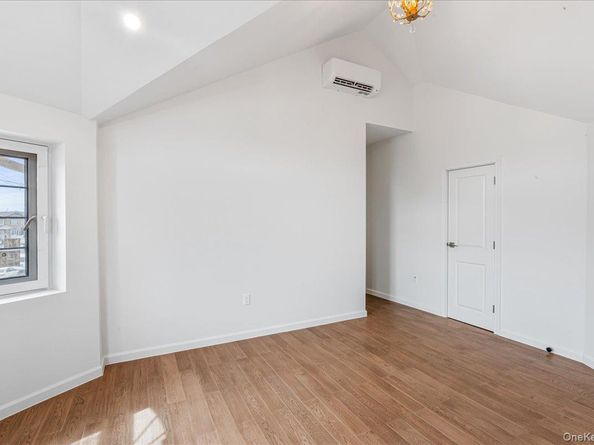 150-33 Hawtree Street, Ozone Park NY 11417