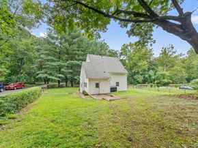 24 Skylark Drive, Cortlandt Manor NY 10567