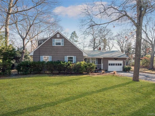 870 Horton Avenue, Mattituck NY 11952