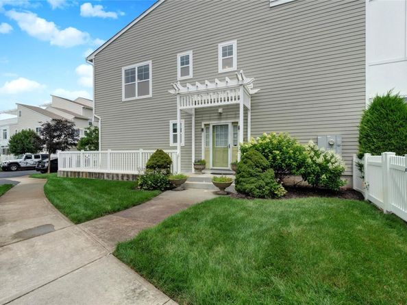 6523 Seaspray Avenue, Arverne NY 11692