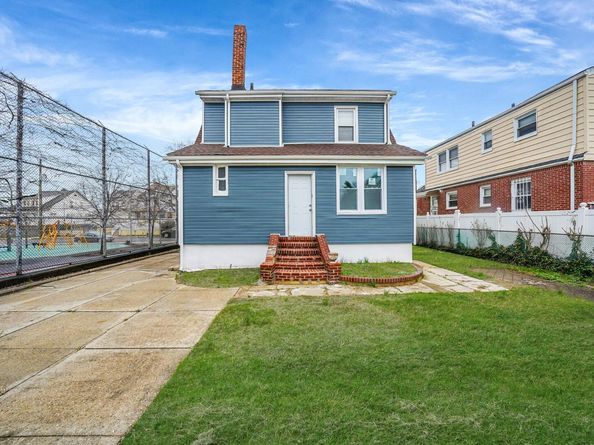 21836 132nd Avenue, Laurelton NY 11413