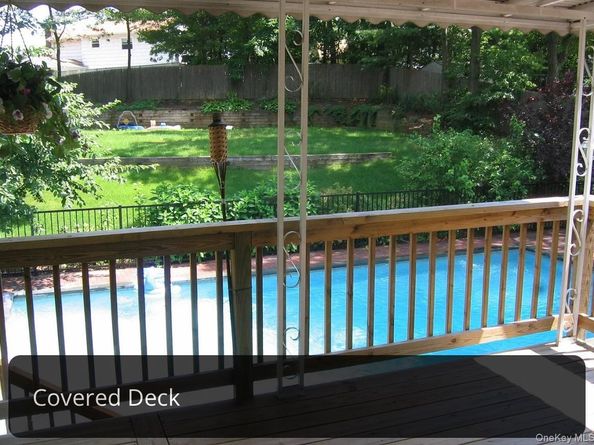 23 Ridge Court, Smithtown NY 11788