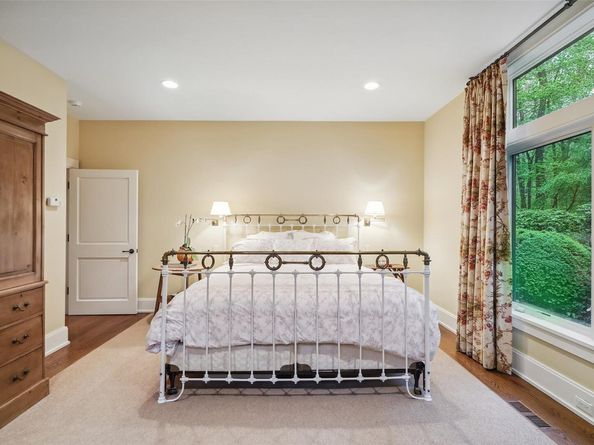 17 Eastwoods Road, Pound Ridge NY 10576