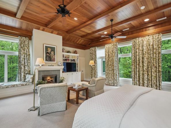 17 Eastwoods Road, Pound Ridge NY 10576