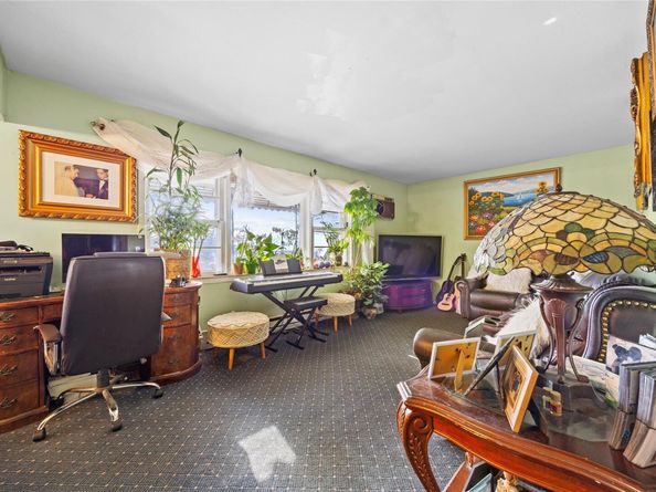 24-65 Francis Lewis Blvd, Whitestone NY 11357