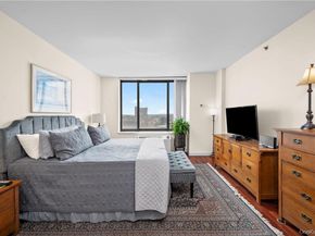 10 City Place 18D, White Plains NY 10601