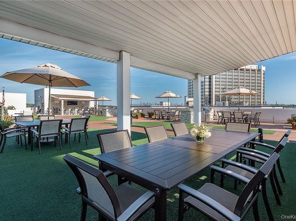 10 City Place 18D, White Plains NY 10601