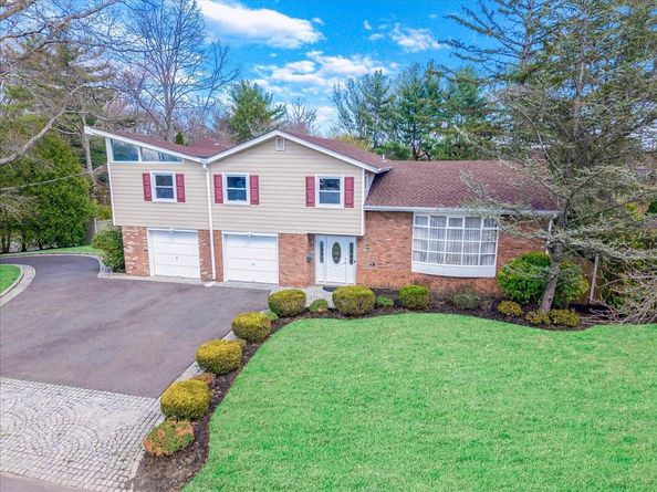 36 Red Spring Lane, Glen Cove NY 11542