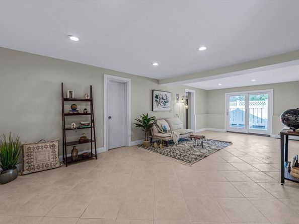 36 Red Spring Lane, Glen Cove NY 11542