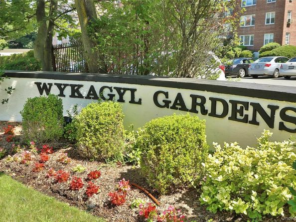 1273 North Avenue 1ab, New Rochelle NY 10804