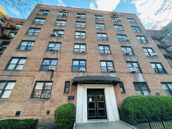 102-32 65th Avenue B26, Forest Hills NY 11375