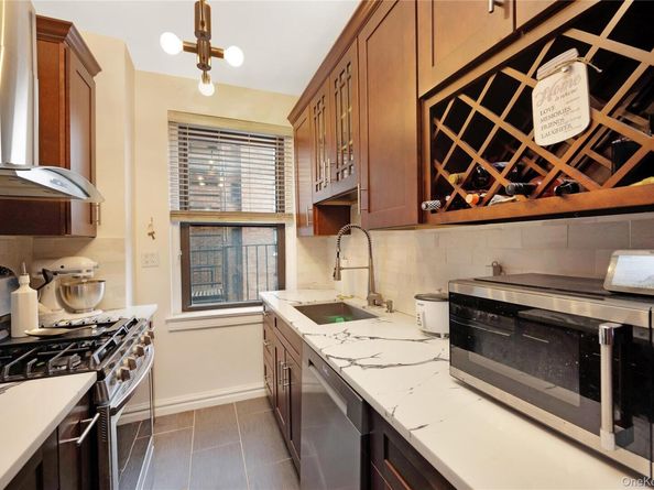 7716 Austin Street 2K, Forest Hills NY 11375