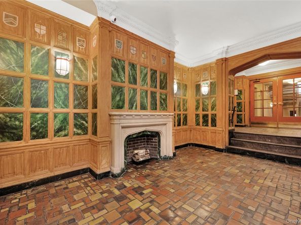 7716 Austin Street 2K, Forest Hills NY 11375
