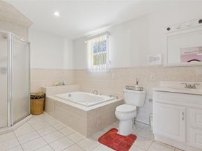 72 Risa Court, Flanders NY 11901