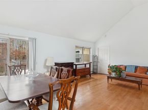 72 Risa Court, Flanders NY 11901