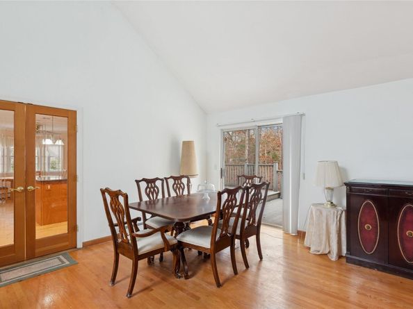 72 Risa Court, Flanders NY 11901