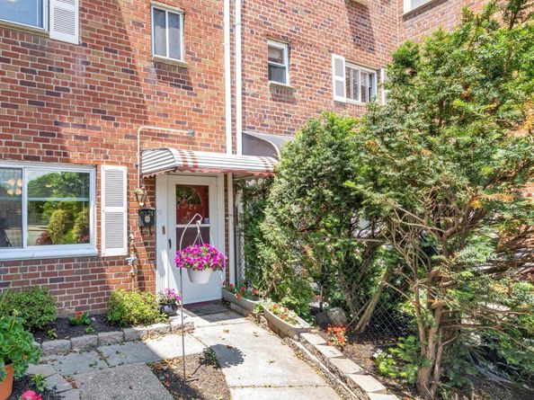 93-24 243rd Street, Bellerose NY 11426