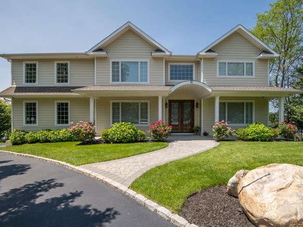 12 Barbara Lane, Glen Cove NY 11542