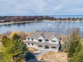 12 Barbara Lane, Glen Cove NY 11542