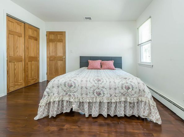 14 Marwood Road S, Port Washington NY 11050