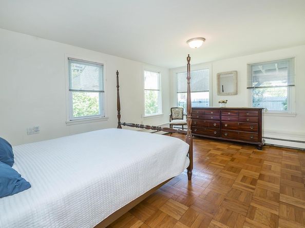 14 Marwood Road S, Port Washington NY 11050