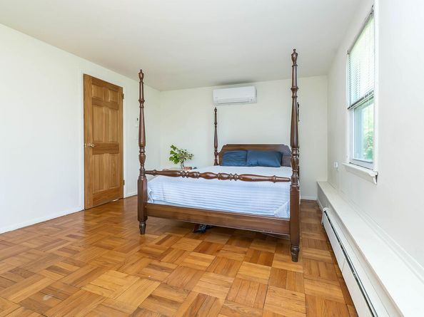 14 Marwood Road S, Port Washington NY 11050