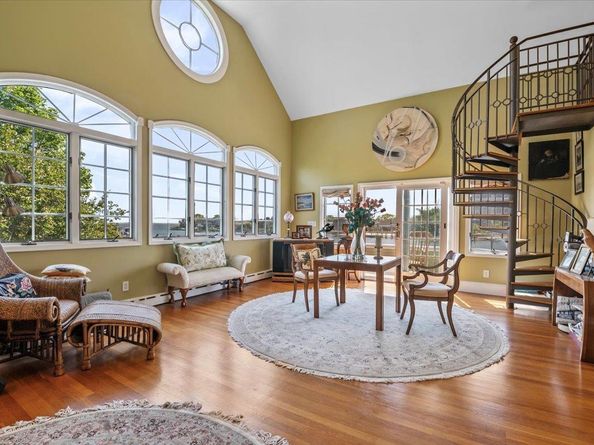 501 Bay 5th Street, West Islip NY 11795