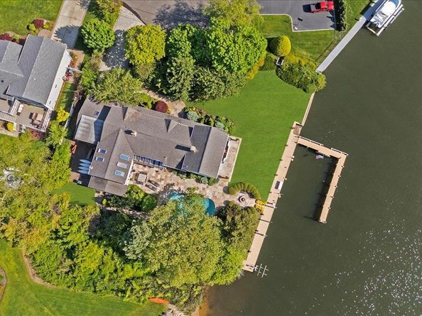 501 Bay 5th Street, West Islip NY 11795