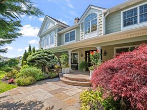 501 Bay 5th Street, West Islip NY 11795