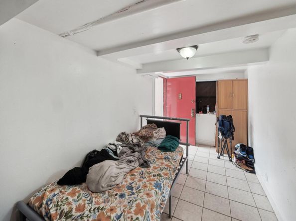 1241 Taylor Avenue, Bronx NY 10472