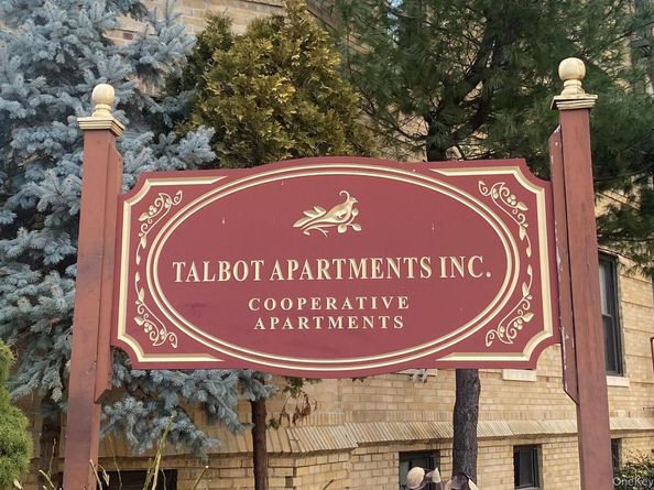 83-52 Talbot Street 2H, Kew Gardens NY 11415