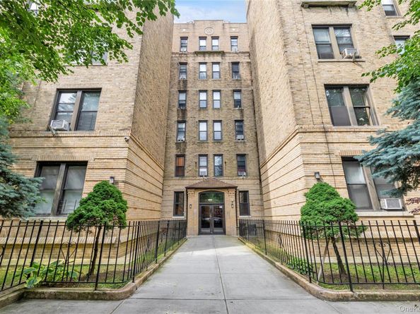83-52 Talbot Street 2H, Kew Gardens NY 11415