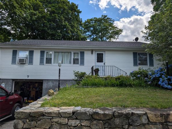 7 Sunset Drive, Yorktown Heights NY 10598