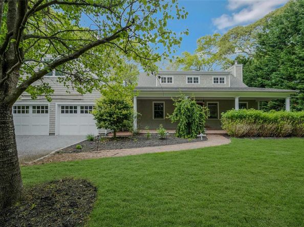 11 The Pkwy, Southampton NY 11968