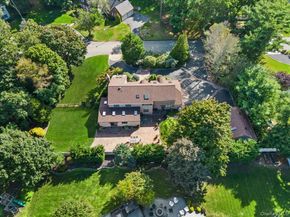 7 Kent Court, Bayport NY 11705