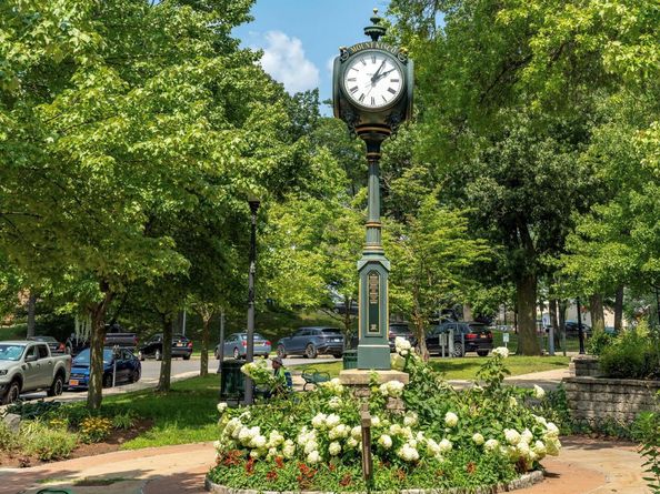 210A Seven Bridges Road, Mount Kisco NY 10549