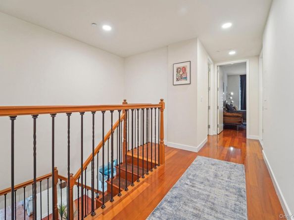 27 City Place THB, White Plains NY 10601