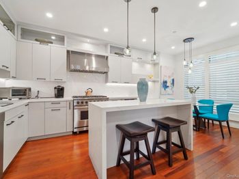 27 City Place