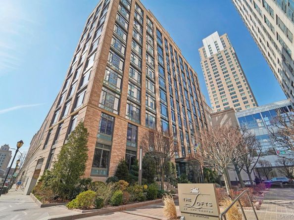 27 City Place THB, White Plains NY 10601