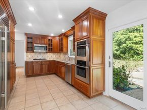 12 Country Club Lane N, Briarcliff Manor NY 10510
