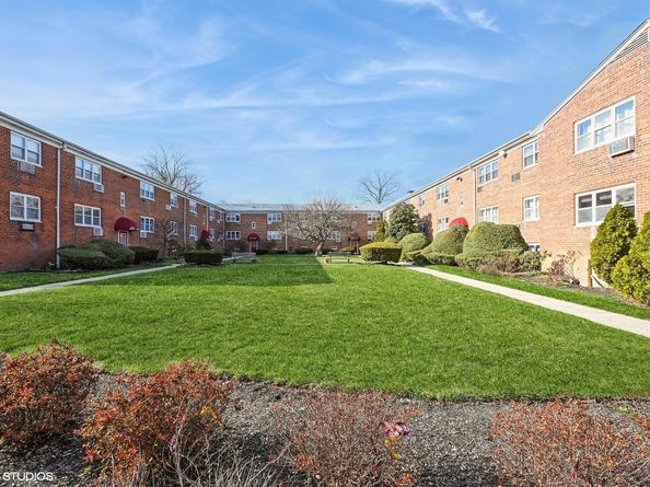 189 Drake Avenue 1B, New Rochelle NY 10805