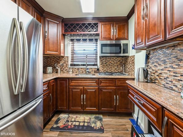 189 Drake Avenue 1B, New Rochelle NY 10805