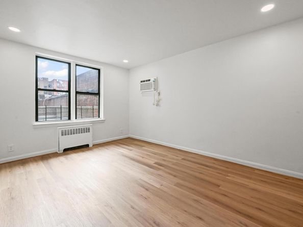 3751 86th Street 1L, Jackson Heights NY 11372