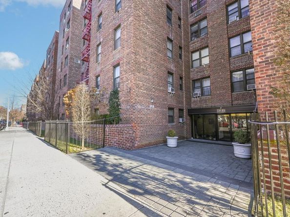 3751 86th Street 1L, Jackson Heights NY 11372