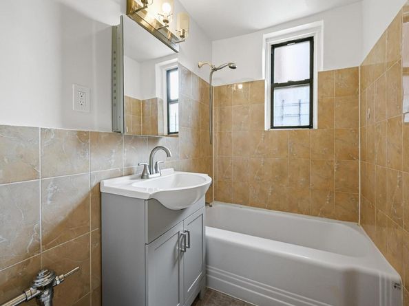3751 86th Street 1L, Jackson Heights NY 11372